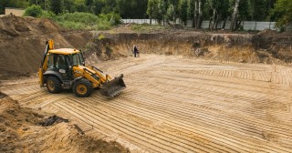 Разработка котлована Саянск, цена от 310 руб./м3.
